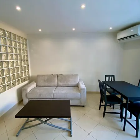 - 1 Bedroom With Terrace, Wi-fi, A-c Appartamento Cagnes-sur-Mer