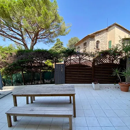 - 1 Bedroom With Terrace, Wi-fi, A-c Appartamento